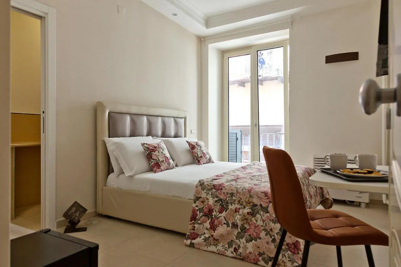 Opera Rooms In Via Toledo By Wonderful Italy location