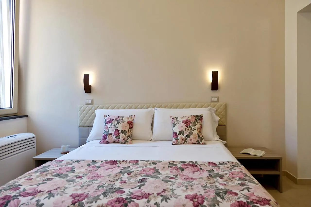 Guest house Opera Rooms In Via Toledo By Wonderful Italy Naples Italy
